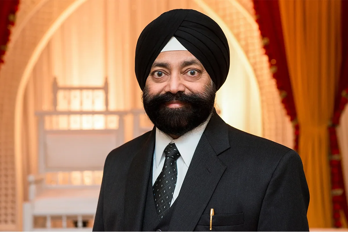 Surinder Singh of Candlelight Weddings, Houston Indian wedding photographer and videographer